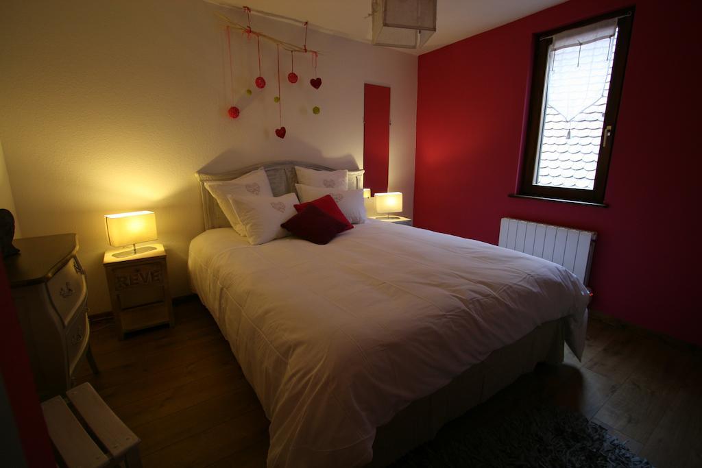 Les Authentics - La Maison d'Amélie Riquewihr Chambre photo