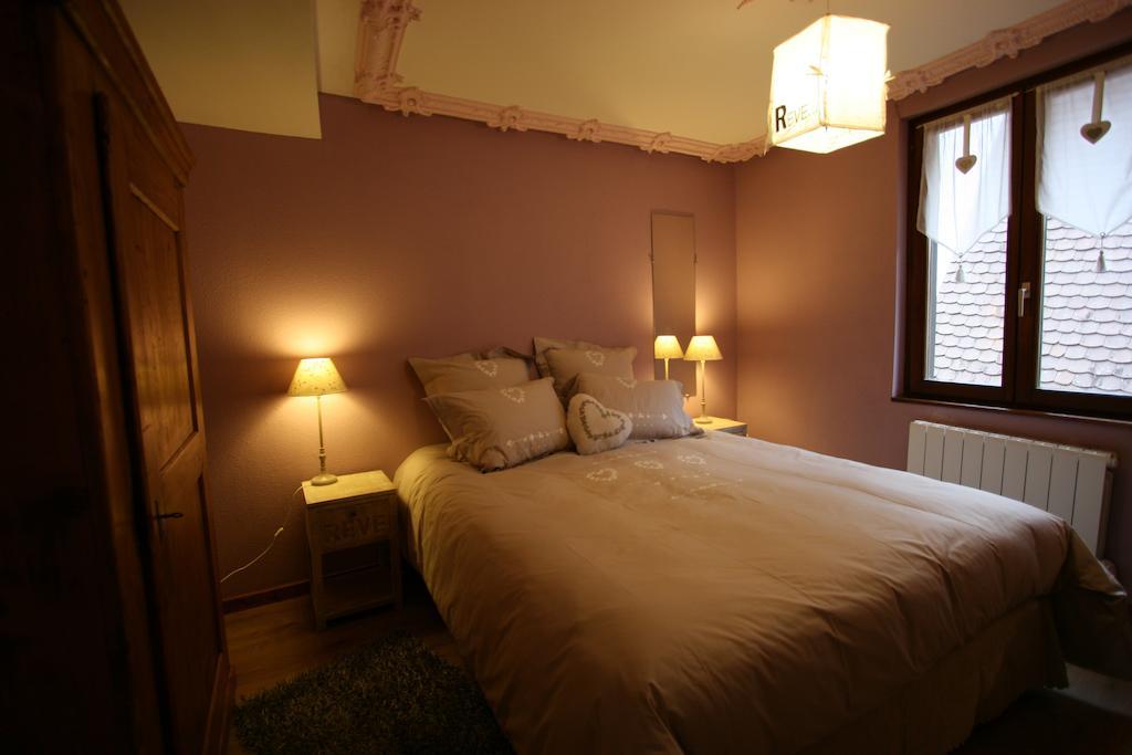 Les Authentics - La Maison d'Amélie Riquewihr Chambre photo